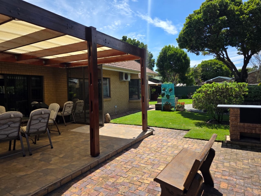 3 Bedroom Property for Sale in The Village Western Cape